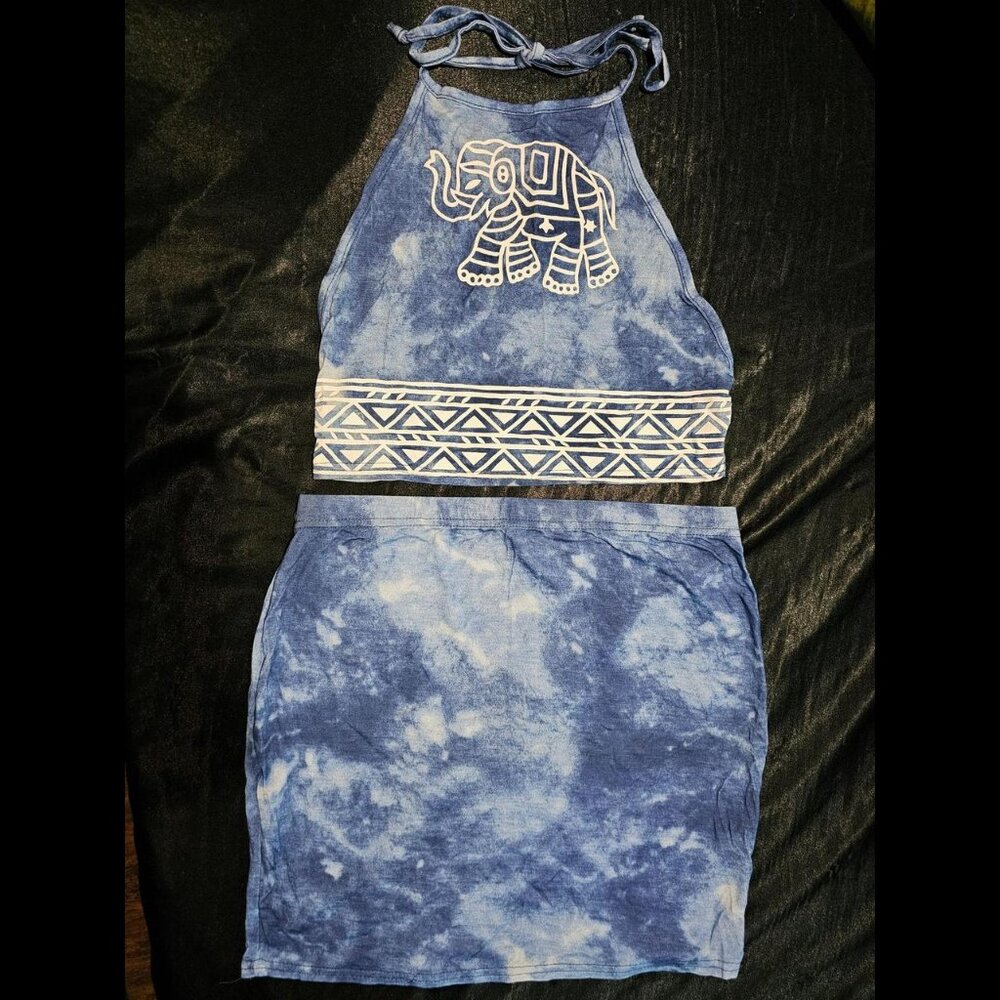 Blue tie-dye set with elephant design